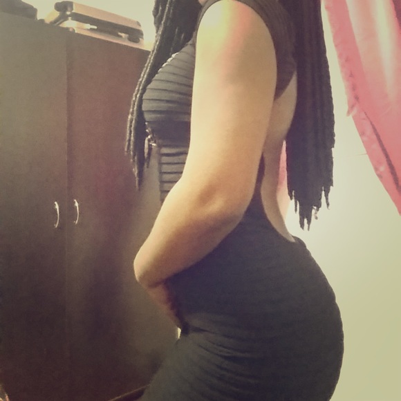 Bodycon, Backless Dress - Picture 1 of 4